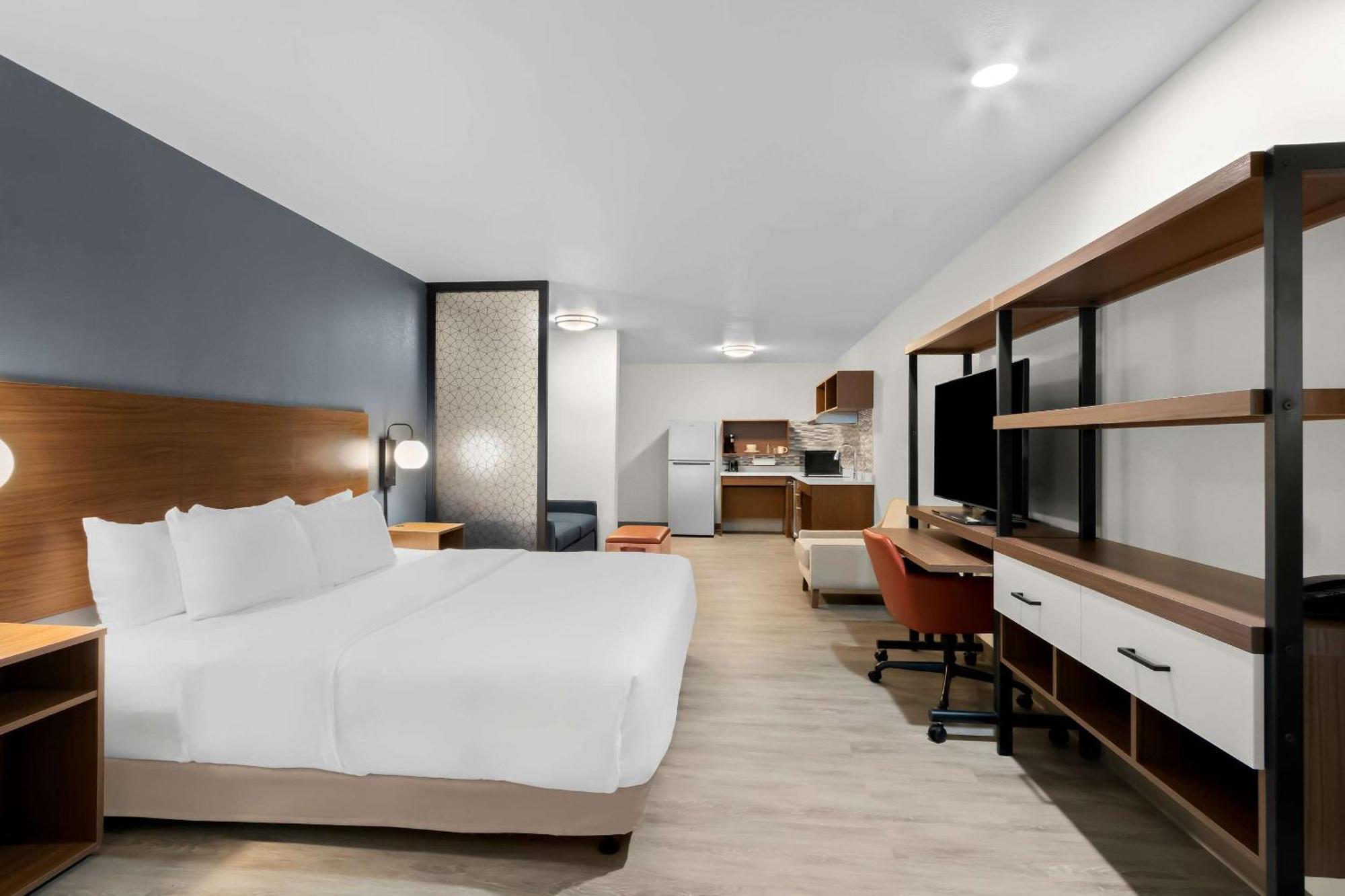 Everhome Suites Glendale Sports Entertainment District Екстер'єр фото