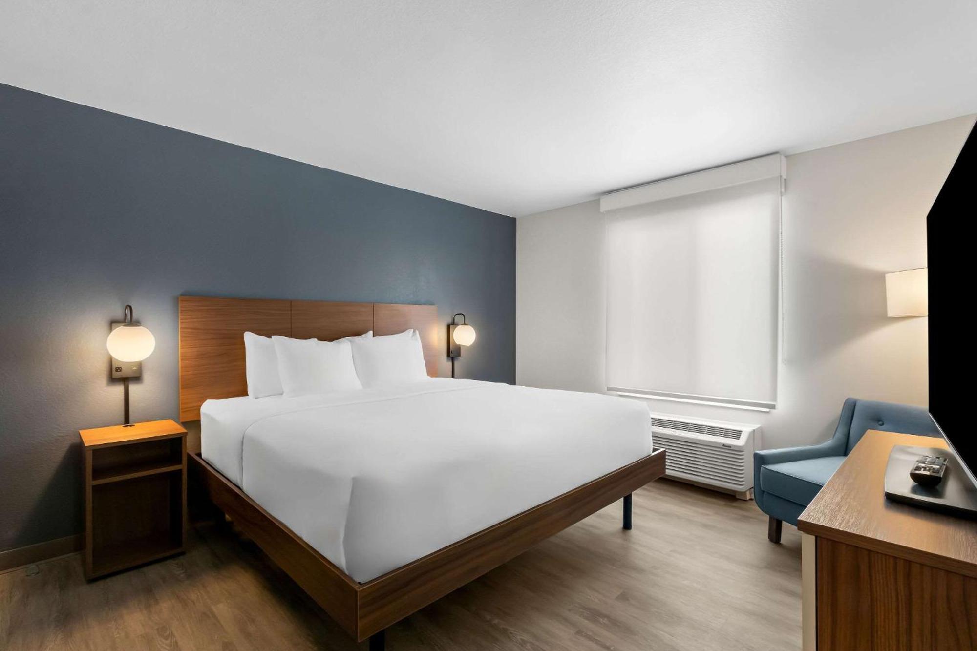 Everhome Suites Glendale Sports Entertainment District Екстер'єр фото